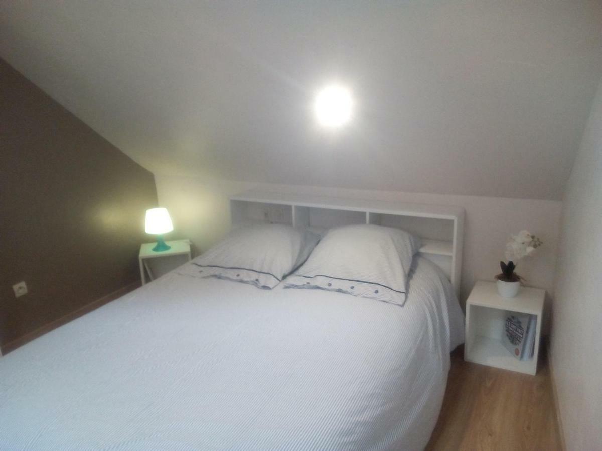 Lumineux T2 Vieille ville 3pers parking gratuit - by La Source d'OrFée Boulogne-sur-Mer Extérieur photo