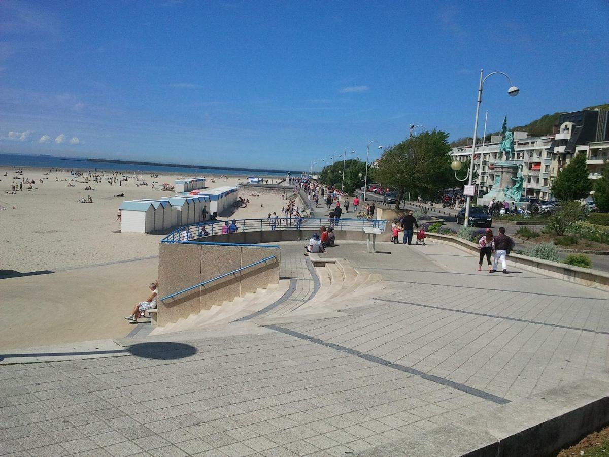 Lumineux T2 Vieille ville 3pers parking gratuit - by La Source d'OrFée Boulogne-sur-Mer Extérieur photo