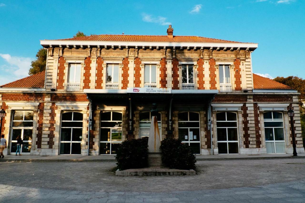 Lumineux T2 Vieille ville 3pers parking gratuit - by La Source d'OrFée Boulogne-sur-Mer Extérieur photo